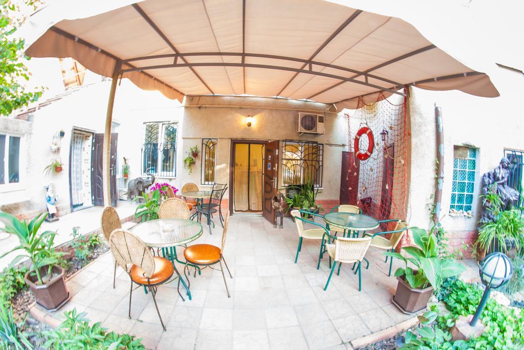 Apartments Kamanina Street Одеса Екстериор снимка
