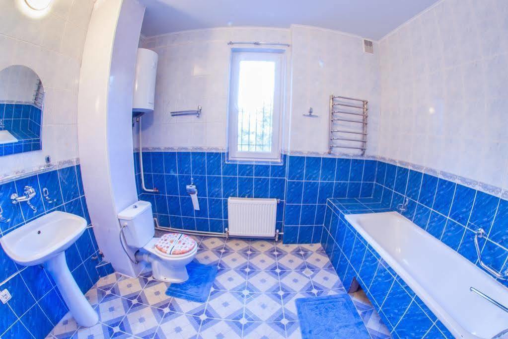 Apartments Kamanina Street Одеса Екстериор снимка